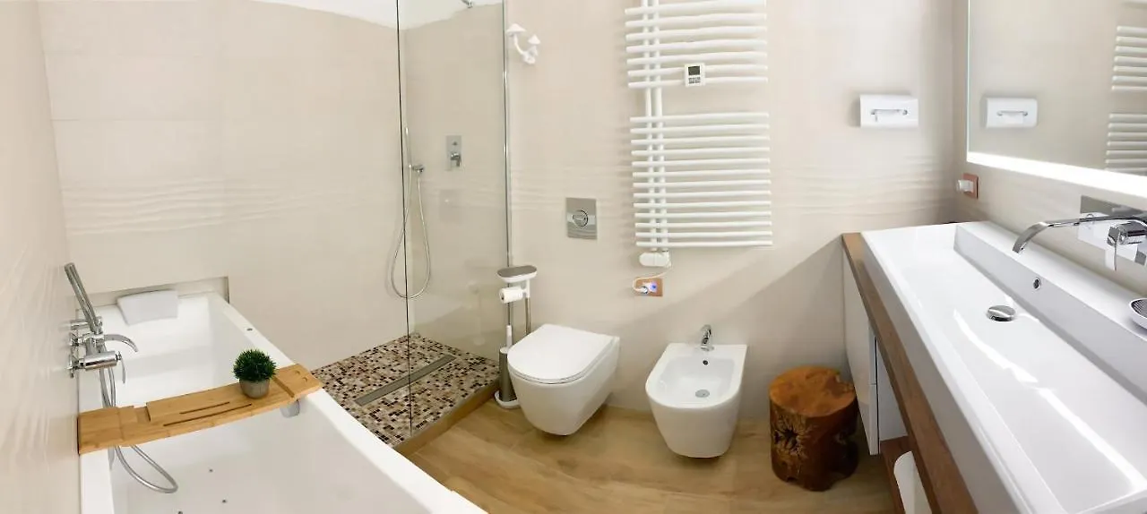 Homesuite Sul Lago Sarnico